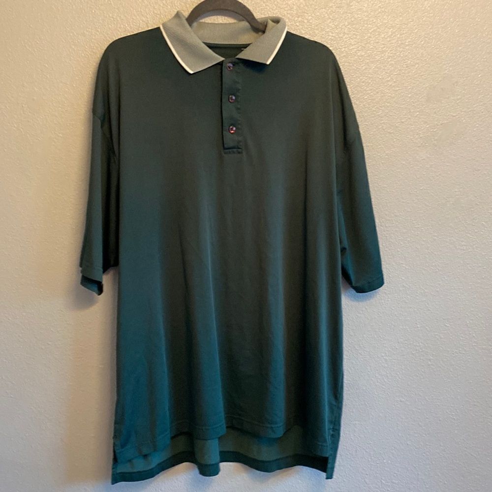 DIVOTS- green men’s polo shirt- Size XXL